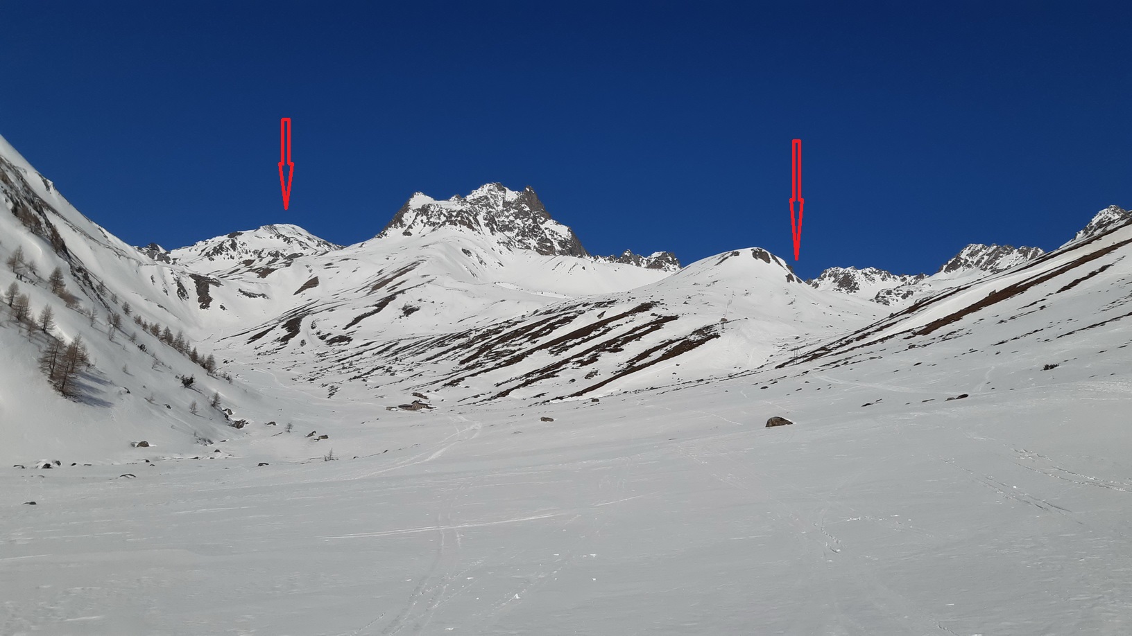 vľavo včerajší cieľ Piz Pischa, vpravo sedlo Porta Escha kem idem dnes vľavo_včerajší_cieľ_Piz_Pischa,_vpravo_sedlo_Porta_Escha_kem_idem_dnes