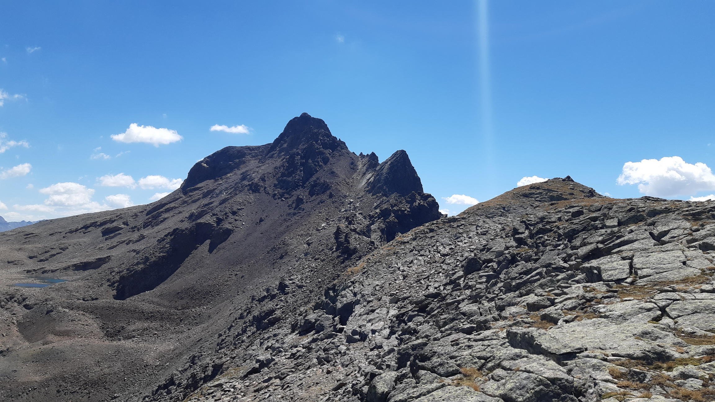 môj_hrebeň_v_popredí_cukrová_veža